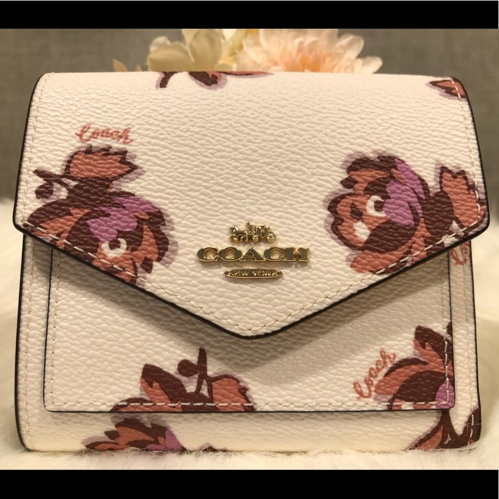 NWT COACH SMALL WALLET WITH FLORAL PRINT - Picture 1 of 8